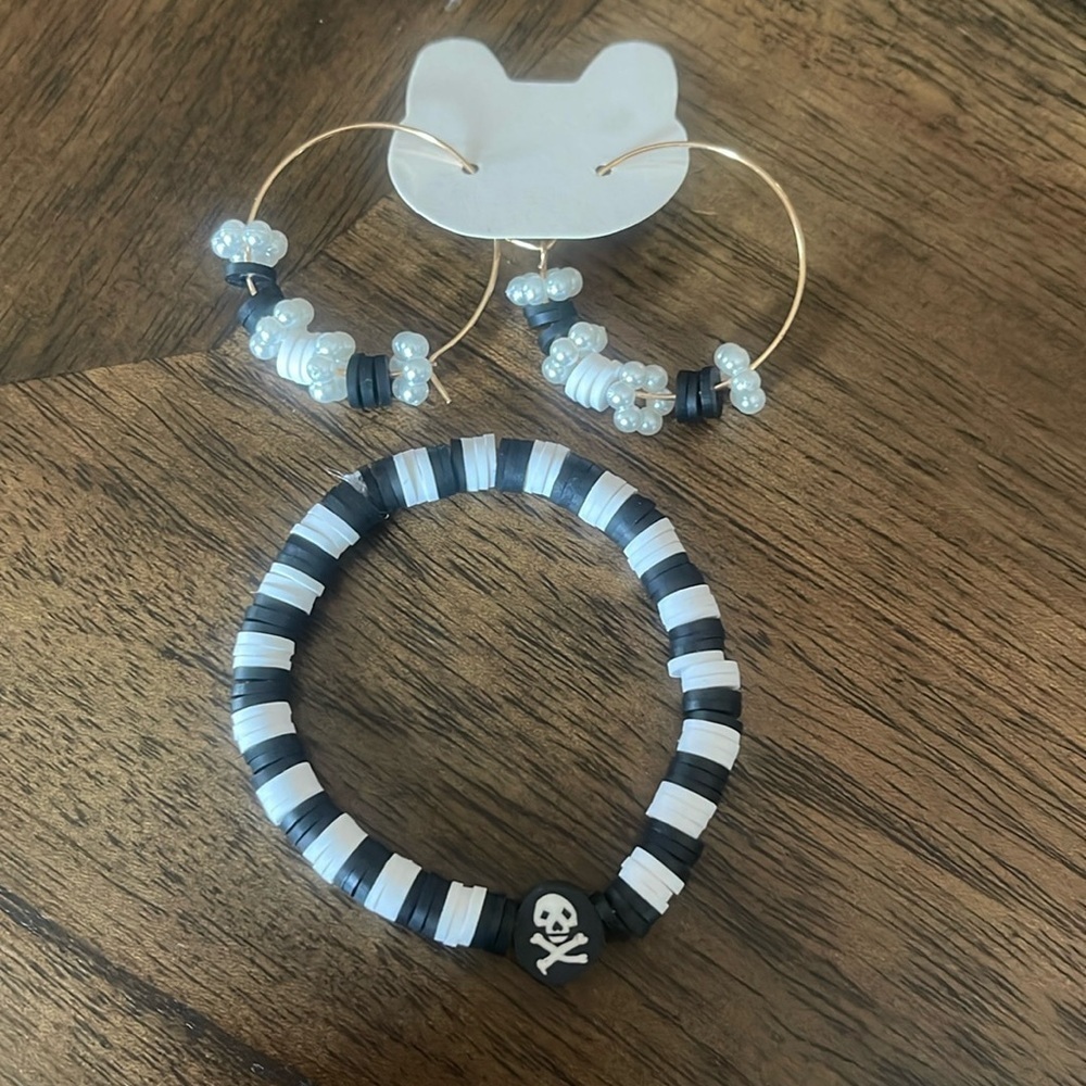 Handcrafted Skull Bracelet with Hoop Earrings by Kat - Picture 1 of 3